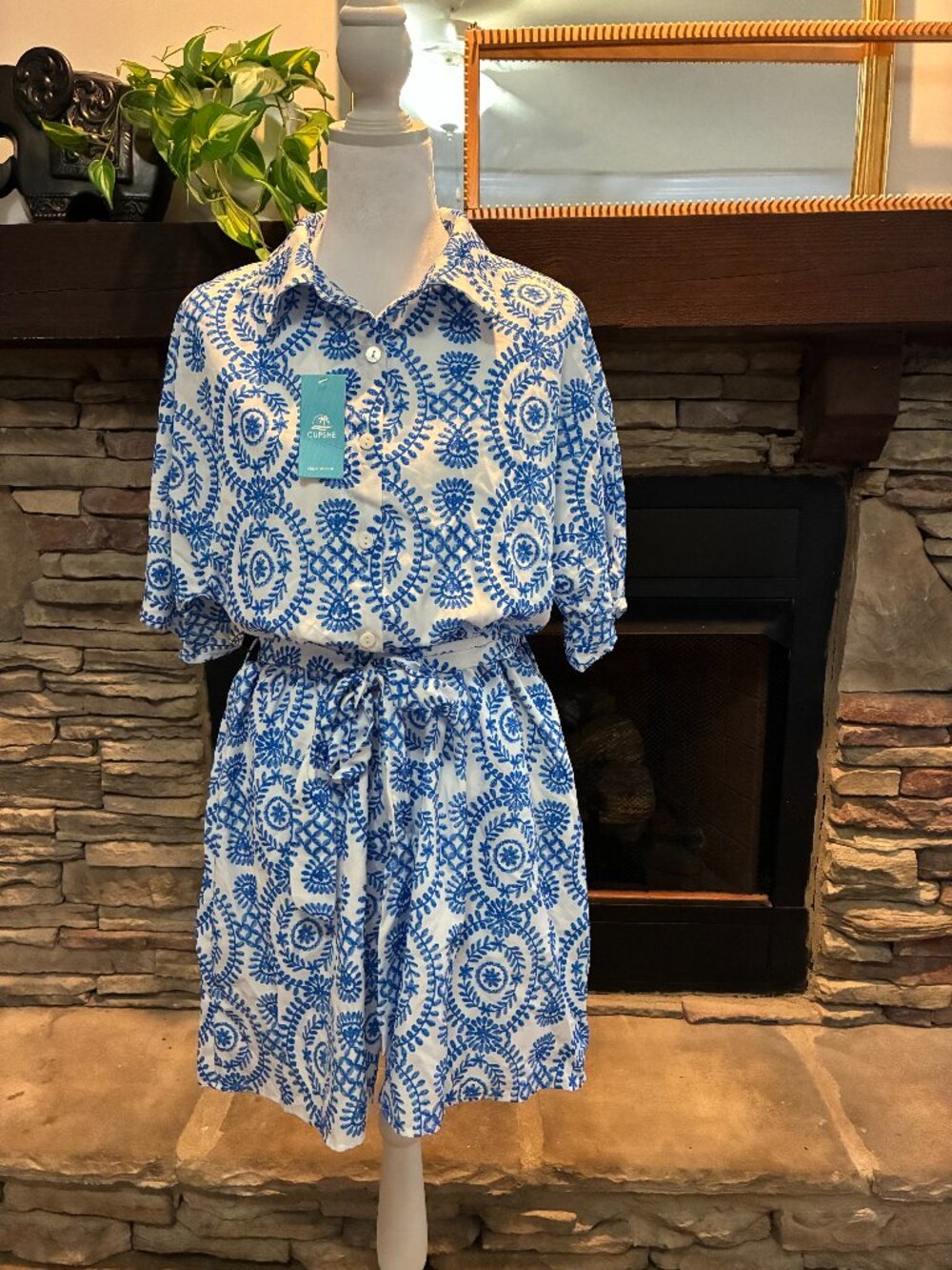 Cupshe Jumper in Blue and White Pattern